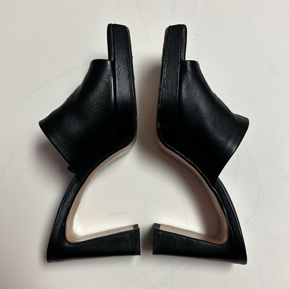 Zara Leather Black Heels - Picture 4 of 12